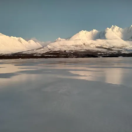 Luxury tent Stetind Skicamp